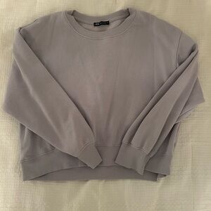 Zara Women’s Crewneck Sweatshirt Lavender